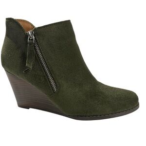New Directions Olive Green Sarita 3” Wedge Booties Women 7.5 Vegan Suede Fall